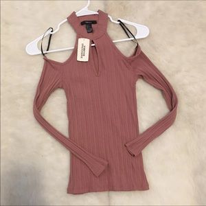 Open shoulder long sleeve top